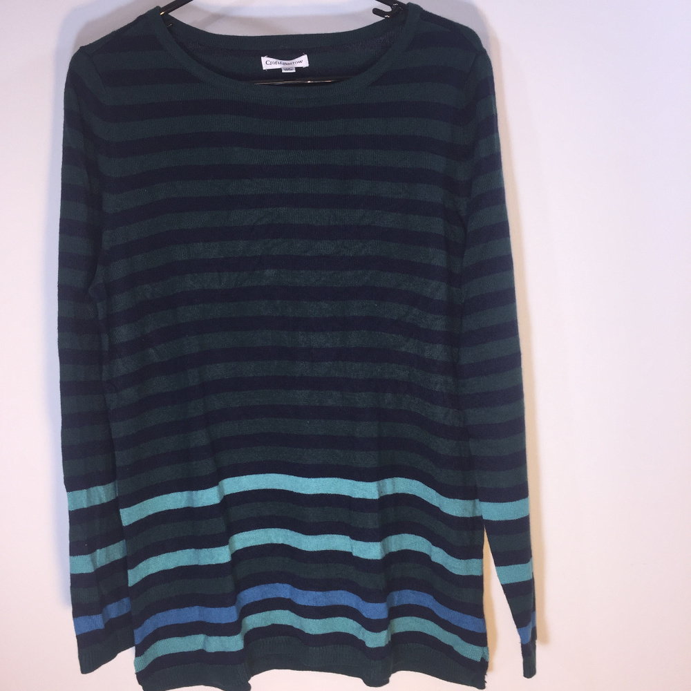 Dark Green Stripped Light Sweater